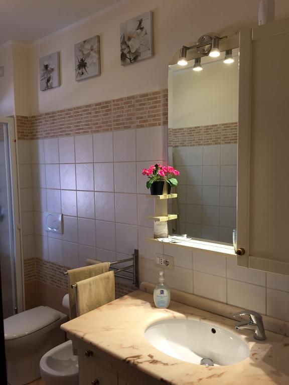 Tano'S Apartment จีอาร์ดีนี นักซอส ห้อง รูปภาพ
