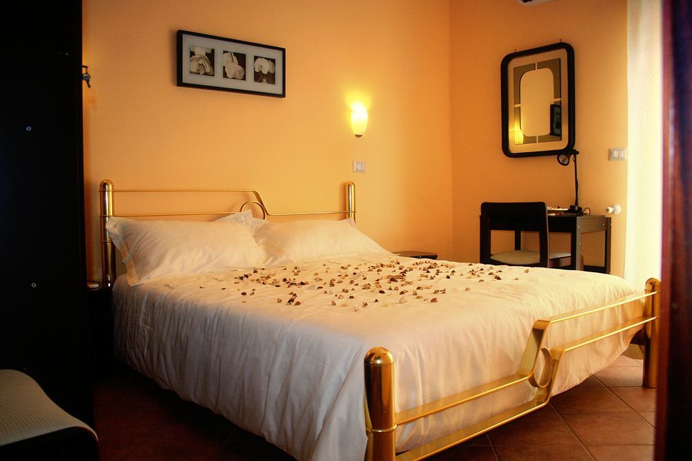 Tano'S Apartment จีอาร์ดีนี นักซอส ภายนอก รูปภาพ