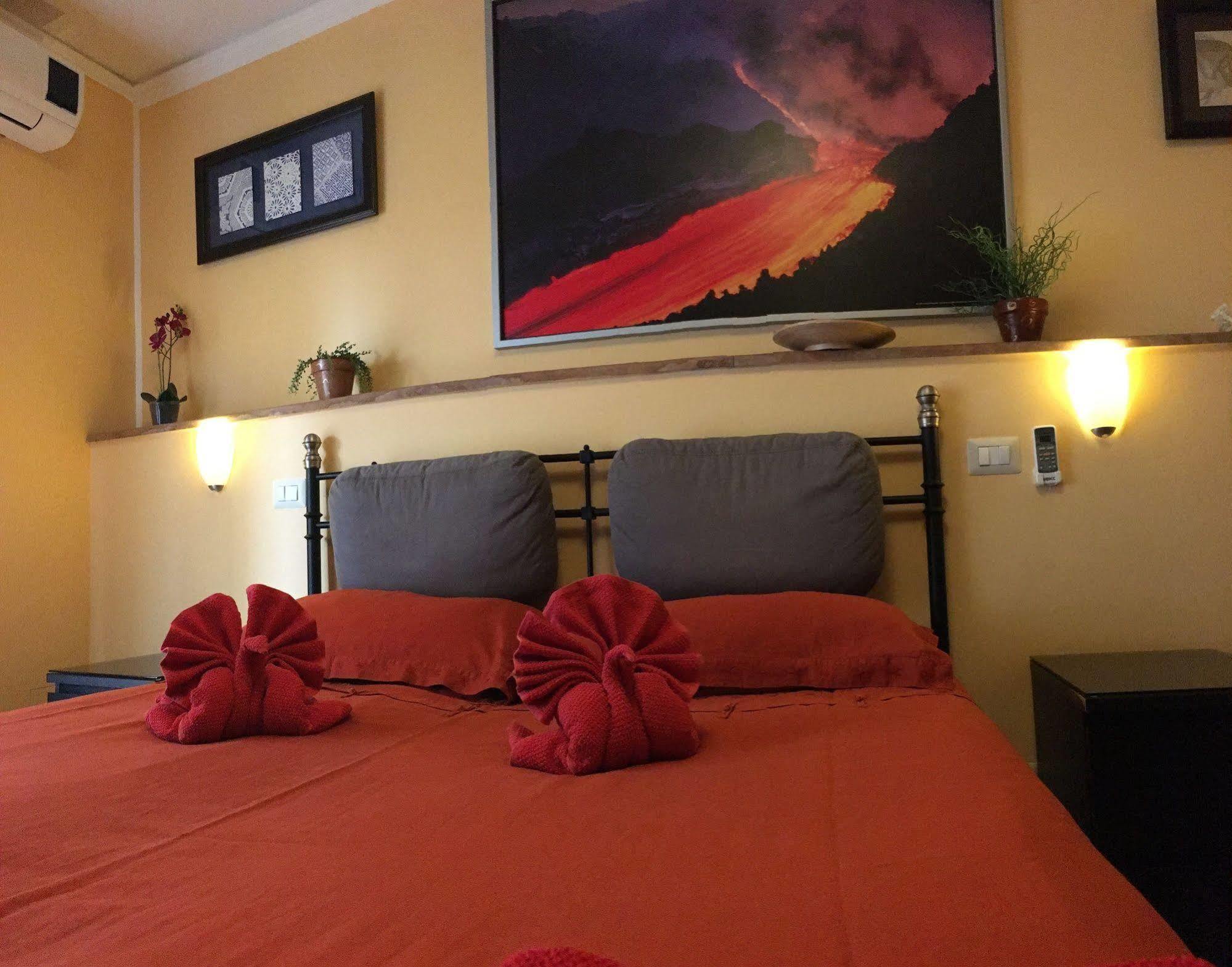 Tano'S Apartment จีอาร์ดีนี นักซอส ภายนอก รูปภาพ